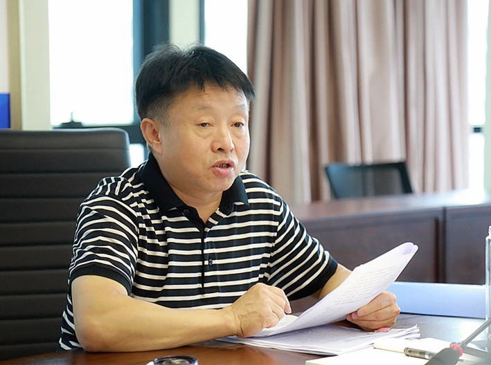 平博集团党委（扩大）会转达学习“不忘初心、切记使命”主题教育聚会精神